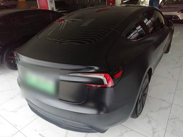 Фото 7 - Tesla Model 3