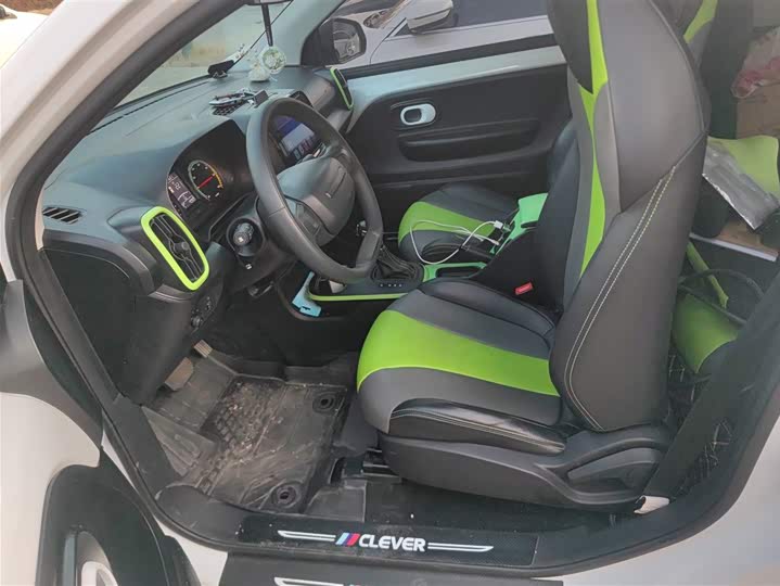 Фото 15 - Roewe Clever