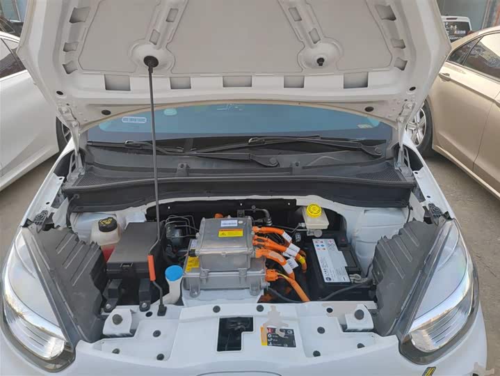 Фото 20 - Roewe Clever