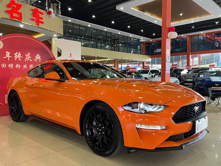 Фото 3 - Ford Mustang