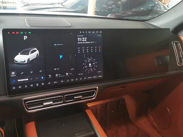 Фото 13 - LiXiang L7