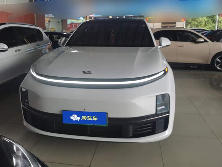 Фото 2 - LiXiang L7