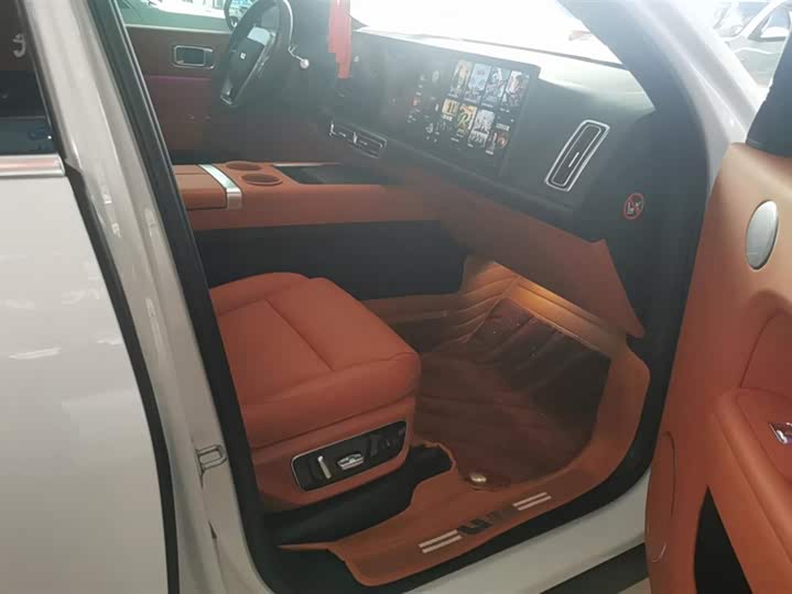 Фото 8 - LiXiang L7