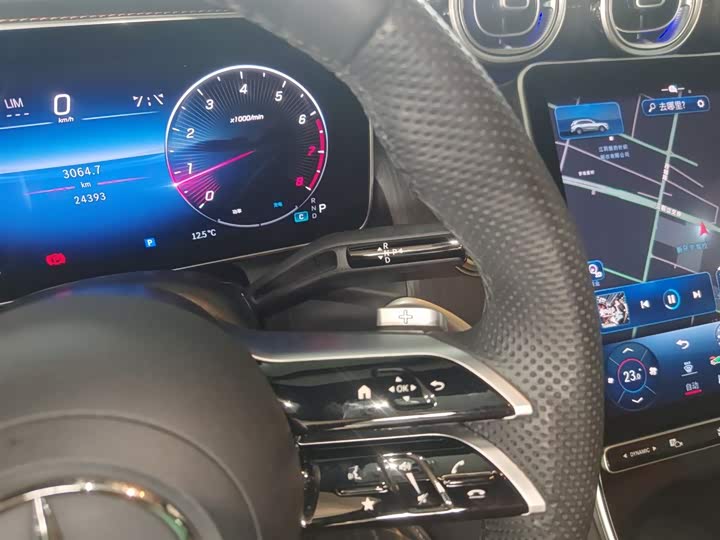 Фото 14 - Mercedes-Benz GLC-Class