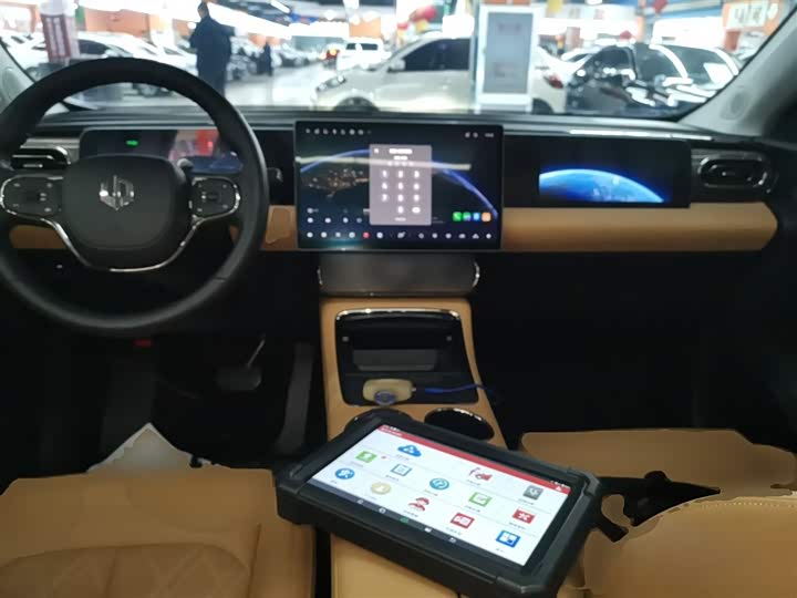 Фото 10 - Leapmotor C11