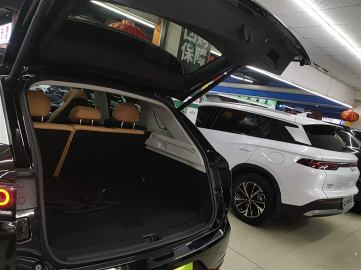 Фото 19 - Leapmotor C11