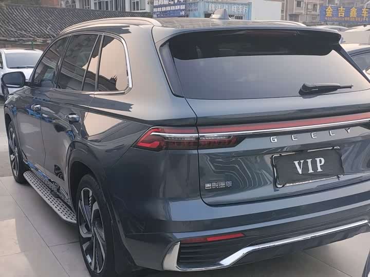 Фото 16 - Geely Monjaro