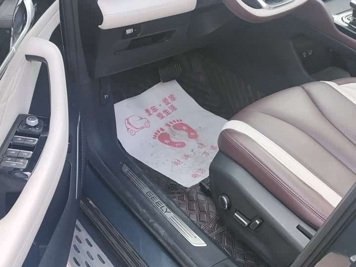 Фото 5 - Geely Monjaro