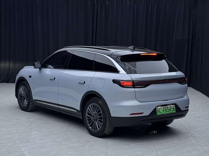 Фото 17 - Leapmotor C11