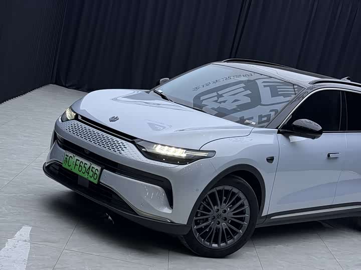 Фото 2 - Leapmotor C11