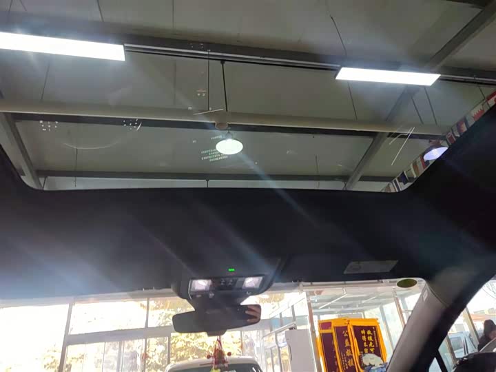 Фото 18 - Audi Q4 e-tron