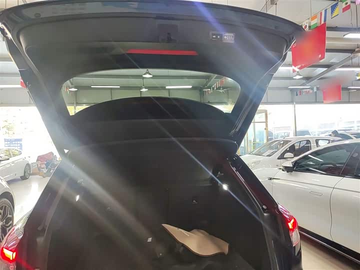 Фото 19 - Audi Q4 e-tron