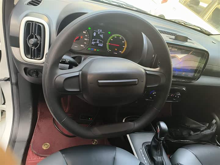 Фото 11 - Roewe Clever