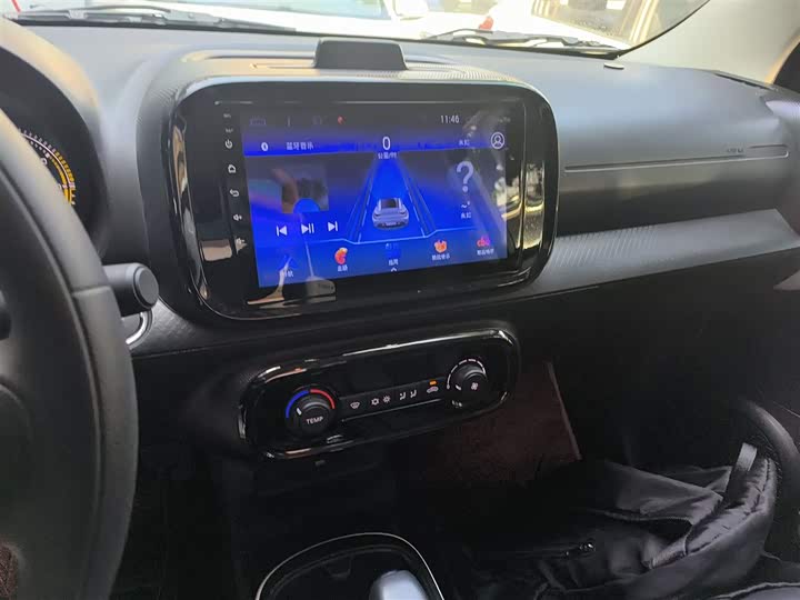 Фото 13 - Roewe Clever