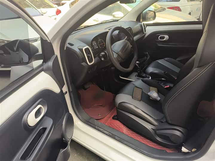 Фото 16 - Roewe Clever