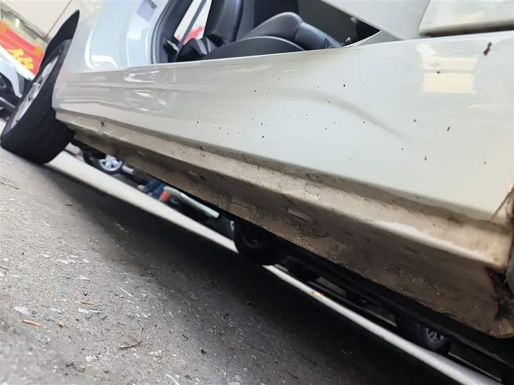 Фото 21 - Roewe Clever