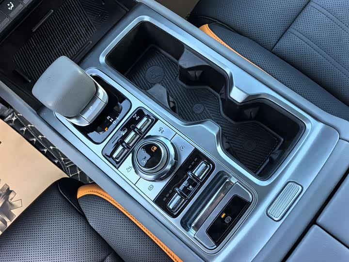 Фото 14 - BAIC Beijing BJ40 Hybrid