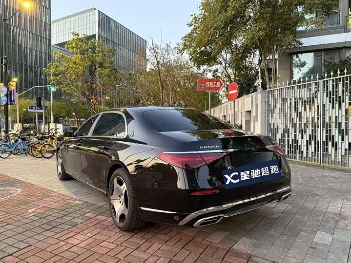 Фото 8 - Mercedes-Benz Maybach S-Class