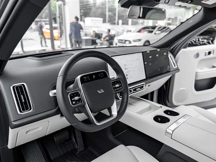 Фото 37 - LiXiang L9