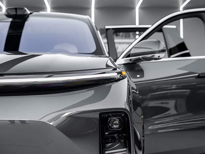 Фото 8 - LiXiang L9