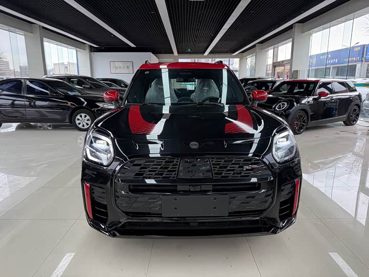 Фото 2 - Mini Countryman JCW