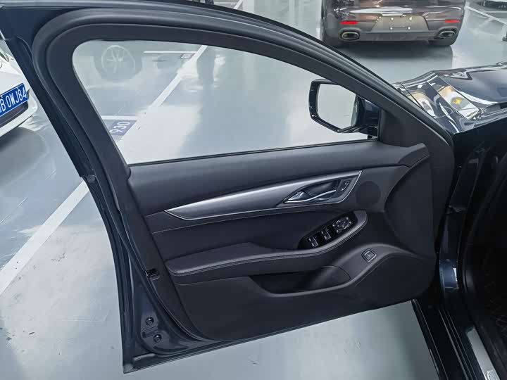 Фото 5 - Cadillac CT5