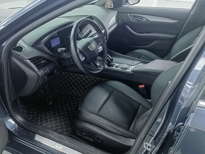 Фото 6 - Cadillac CT5