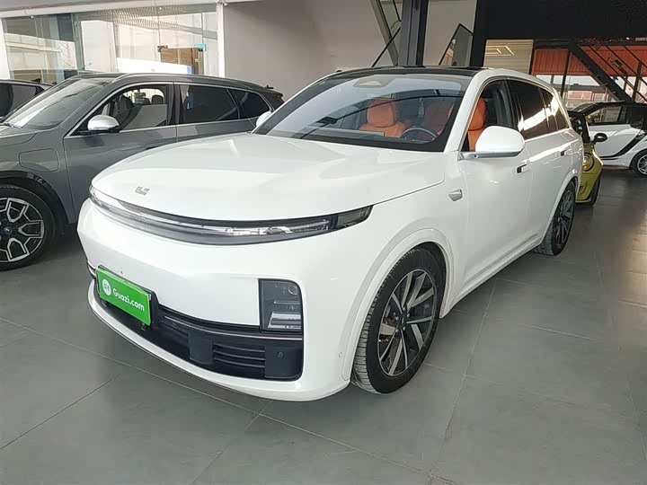 Фото 1 - LiXiang L7