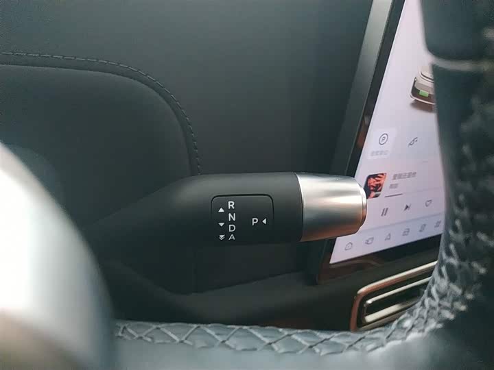 Фото 13 - LiXiang L7