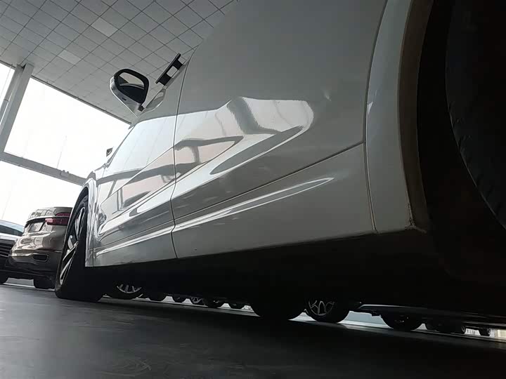 Фото 21 - LiXiang L7