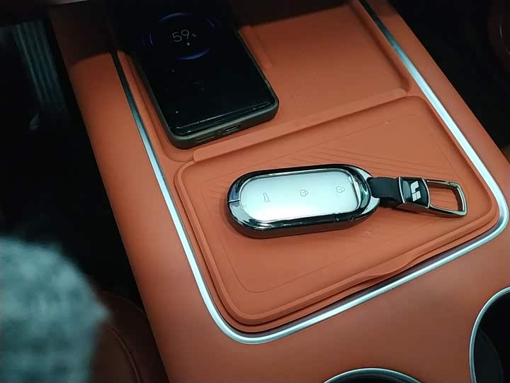 Фото 9 - LiXiang L7