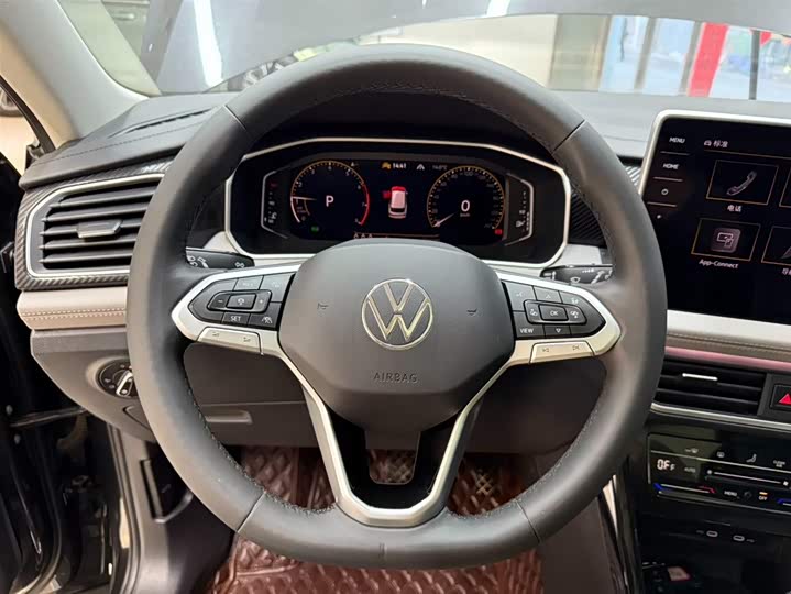 Фото 11 - Volkswagen Tayron