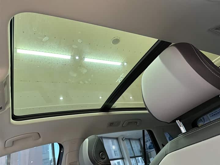 Фото 15 - Volkswagen Tayron