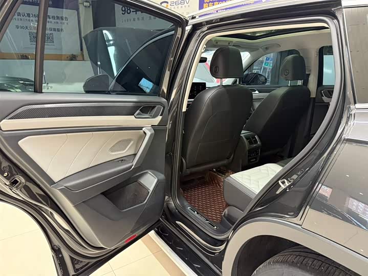 Фото 17 - Volkswagen Tayron