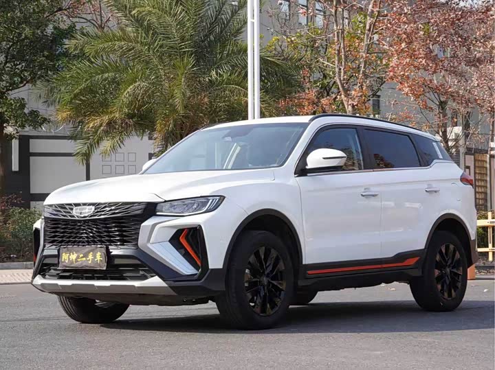 Фото 1 - Geely Atlas