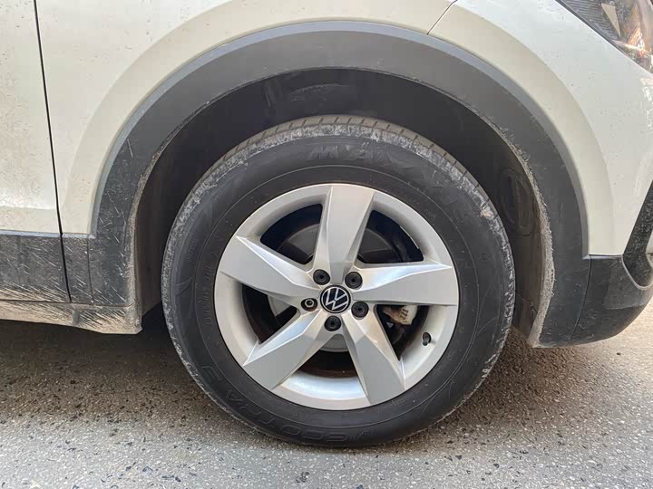 Фото 4 - Volkswagen T-Cross