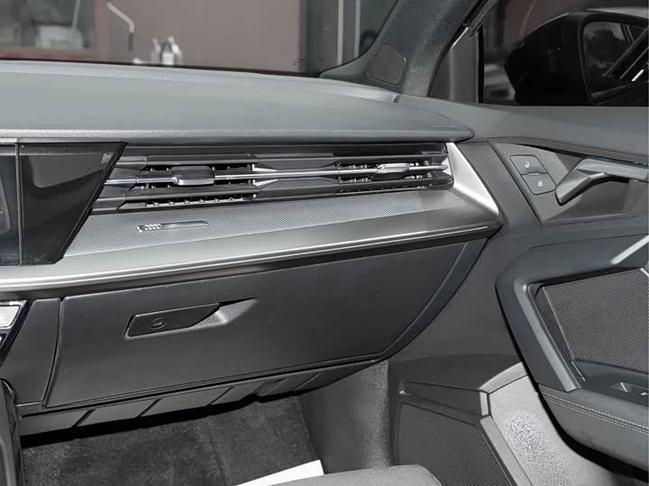 Фото 17 - Audi A3