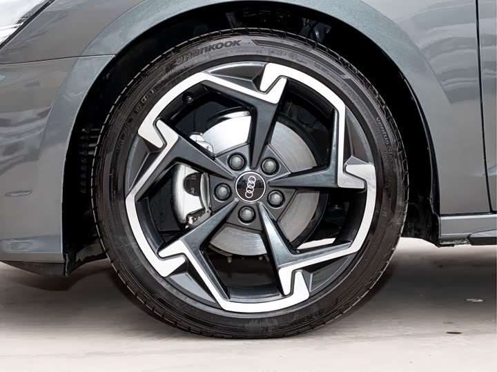 Фото 21 - Audi A3