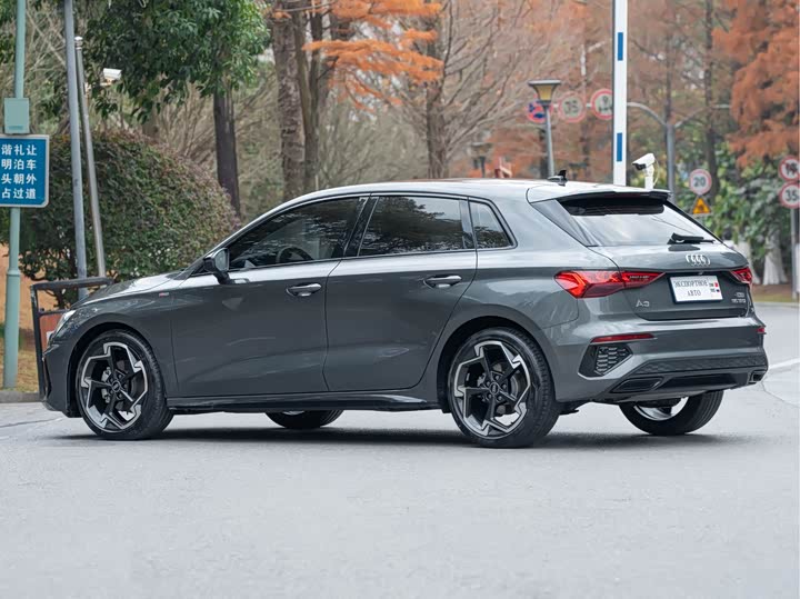 Фото 9 - Audi A3