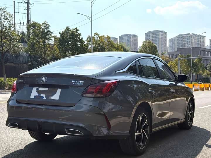 Фото 6 - MG Motor 5