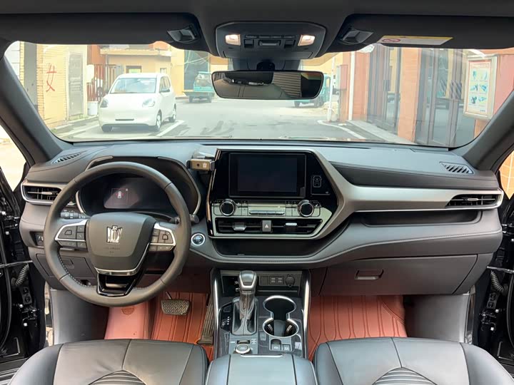 Фото 6 - Toyota Crown Kluger