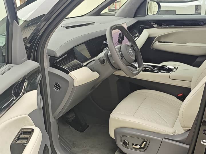 Фото 7 - Zeekr 009