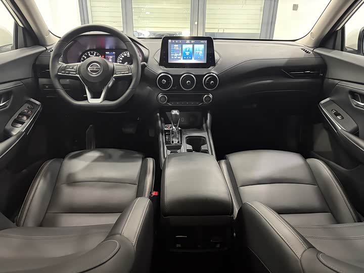 Фото 10 - Nissan Sylphy