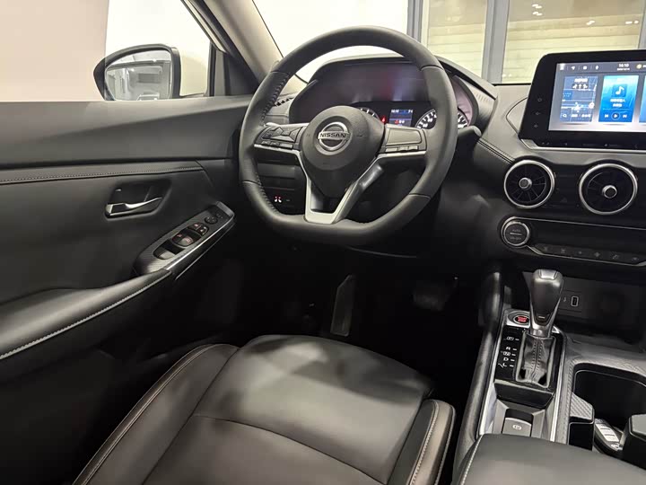 Фото 12 - Nissan Sylphy