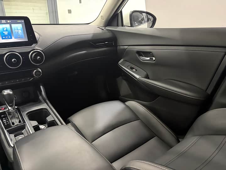 Фото 16 - Nissan Sylphy