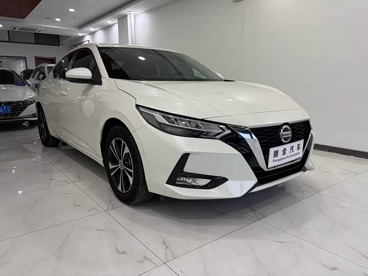 Фото 3 - Nissan Sylphy