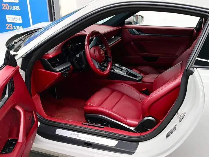 Фото 6 - Porsche 911