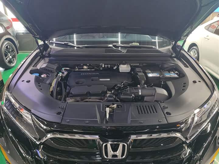 Фото 20 - Honda UR-V