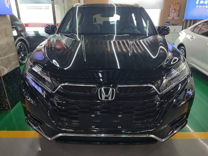 Фото 3 - Honda UR-V