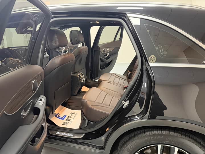 Фото 12 - Mercedes-Benz GLC-Class